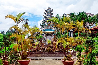 Tham quan Chùa Linh Sơn Đà Lạt Tham quan Chùa Linh Sơn Đà Lạt