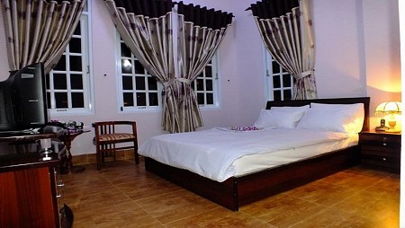 Khách Sạn 2 Sao Reveto Villa Đà Lạt