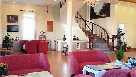 Khách Sạn 2 Sao Reveto Villa Đà Lạt