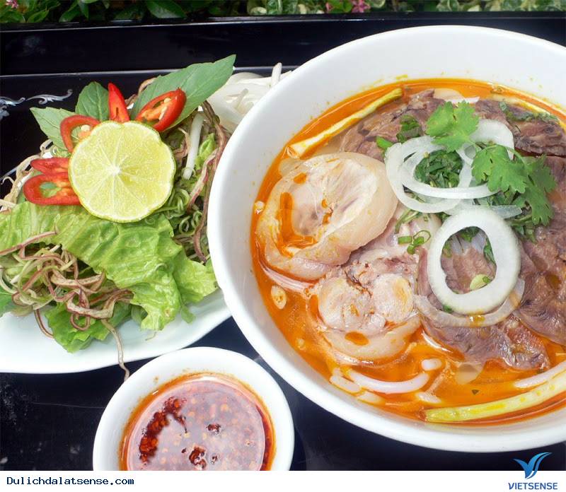 Bún Bò Áp Ánh Sáng Đà Lạt – Khẩu Vị Miền Trung Trên Đất Đà Lạt - Ảnh 1 Bún Bò Áp Ánh Sáng Đà Lạt – Khẩu Vị Miền Trung Trên Đất Đà Lạt - Ảnh 1