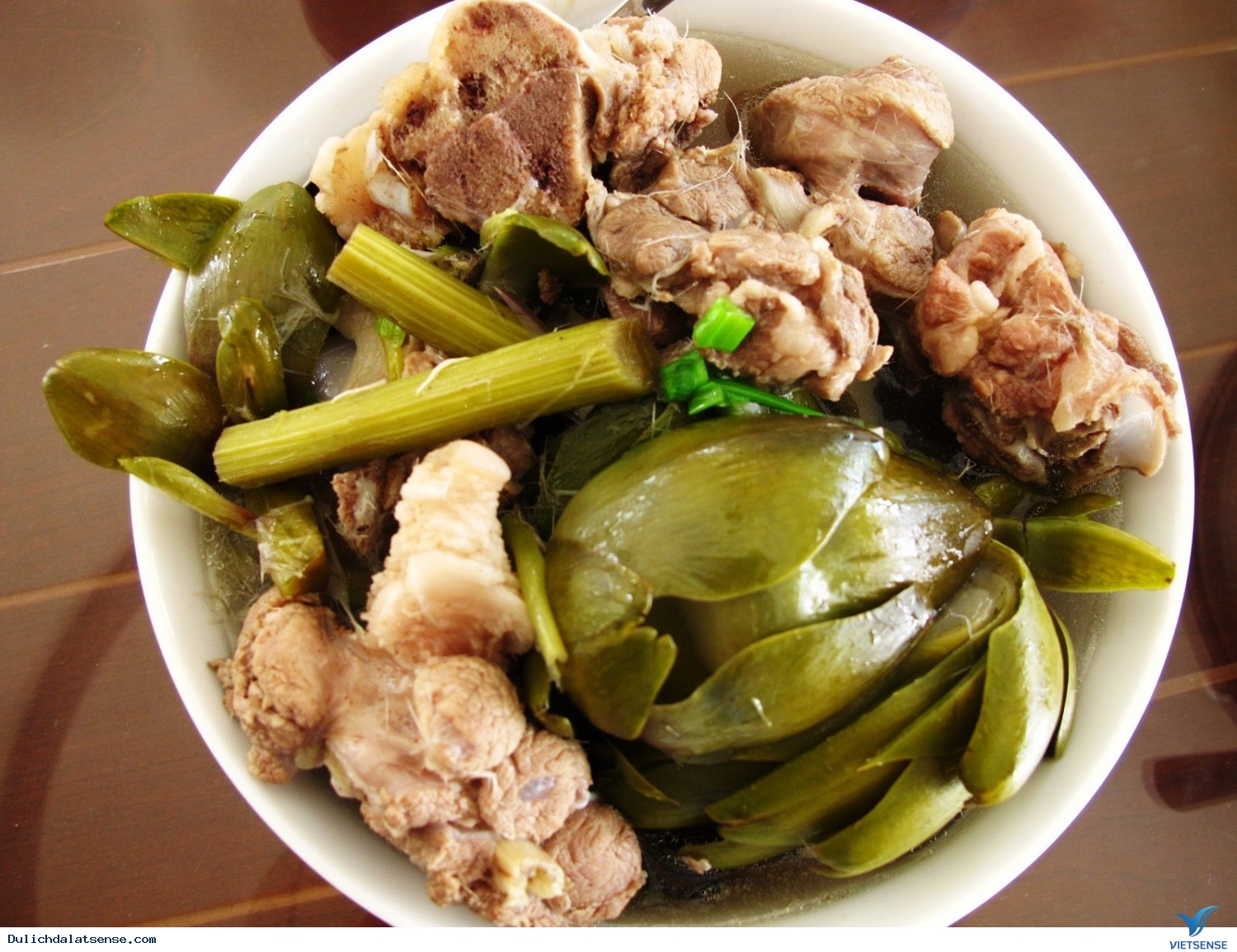 Canh Atiso Hầm Giò Heo Đà Lạt – Đỉnh Cao Của Ẩm Thực Đà Lạt - Ảnh 4 Canh Atiso Hầm Giò Heo Đà Lạt – Đỉnh Cao Của Ẩm Thực Đà Lạt - Ảnh 4