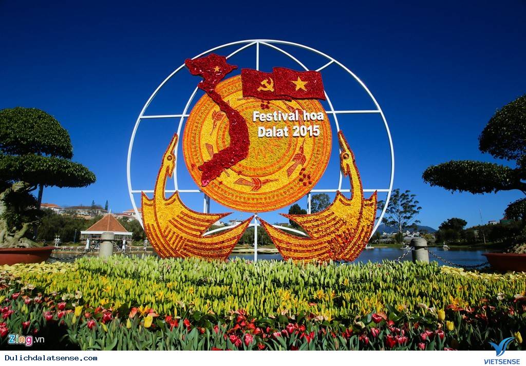 Đà Lạt Tuyệt Đẹp Rực Rỡ Sắc Hoa Tại Festival Hoa 2025 - Ảnh 10 Đà Lạt Tuyệt Đẹp Rực Rỡ Sắc Hoa Tại Festival Hoa 2025 - Ảnh 10