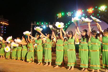 Và Những Lễ Hội Tiêu Biểu Hấp Dẫn Nhất của Đà Lạt P1 - Ảnh 4 Và Những Lễ Hội Tiêu Biểu Hấp Dẫn Nhất của Đà Lạt P1 - Ảnh 4