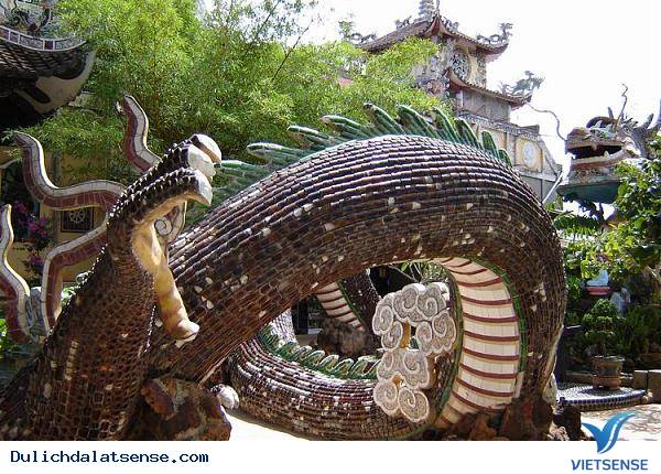 Chùa Ve Chai Đà Lạt - Ảnh 2