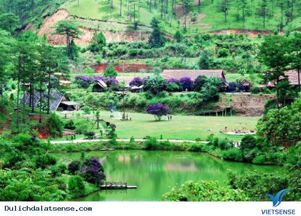 Khám phá gốm cổ trong Làng Cù Lần Đà Lạt - Ảnh 3 Khám phá gốm cổ trong Làng Cù Lần Đà Lạt - Ảnh 3