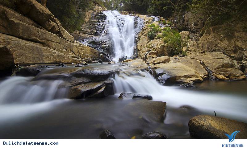 Khám phá vẻ đẹp Thác Hang Cọp Đà Lạt - Ảnh 4