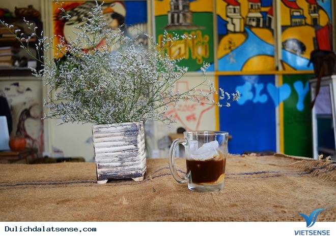 Phong Coffee - Quán Cafe Bụi Bặm Ưa Thích Của Dân Phượt Đà Lạt - Ảnh 11 Phong Coffee - Quán Cafe Bụi Bặm Ưa Thích Của Dân Phượt Đà Lạt - Ảnh 11